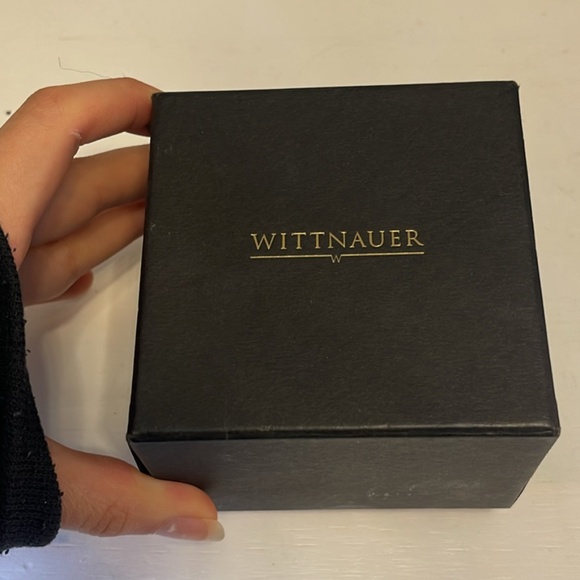 Watch - Picture 2 of 3